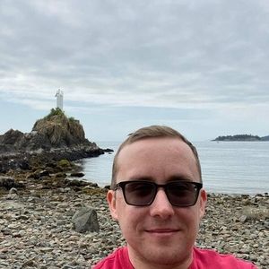 Meet your Posher, Grant